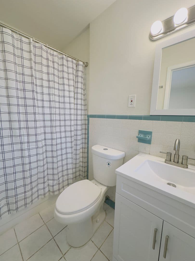 Miami Apartment: 3010 West Flagler Street