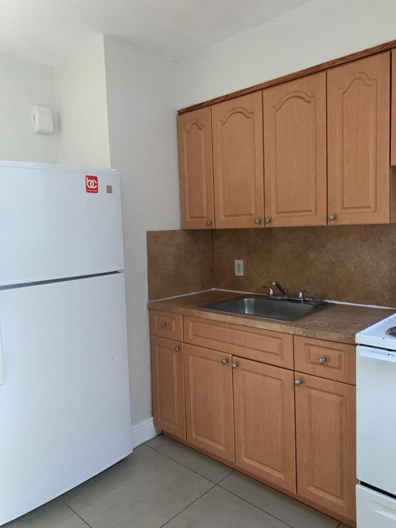 Miami Apartment: 1101 SW 6Th St