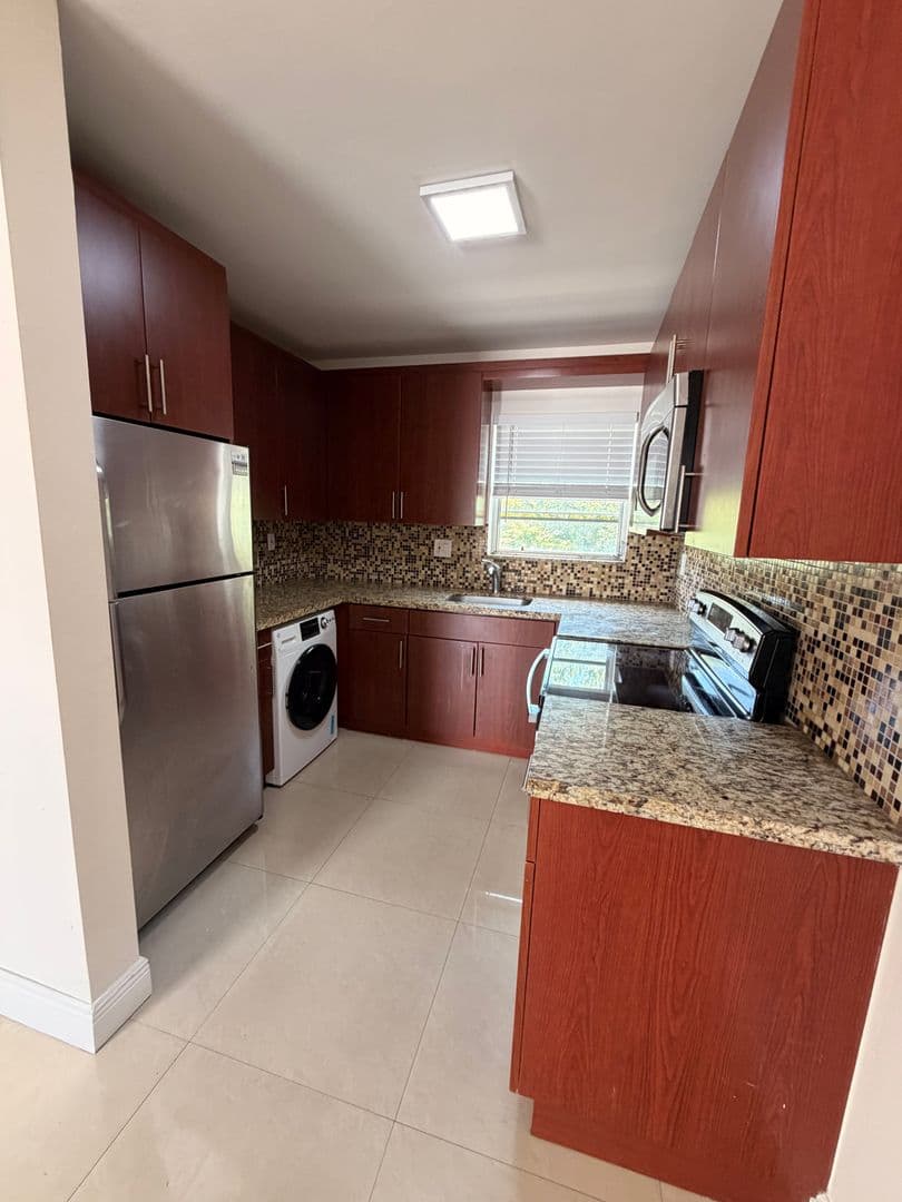 Miami Apartment: 1980 SW 6 St