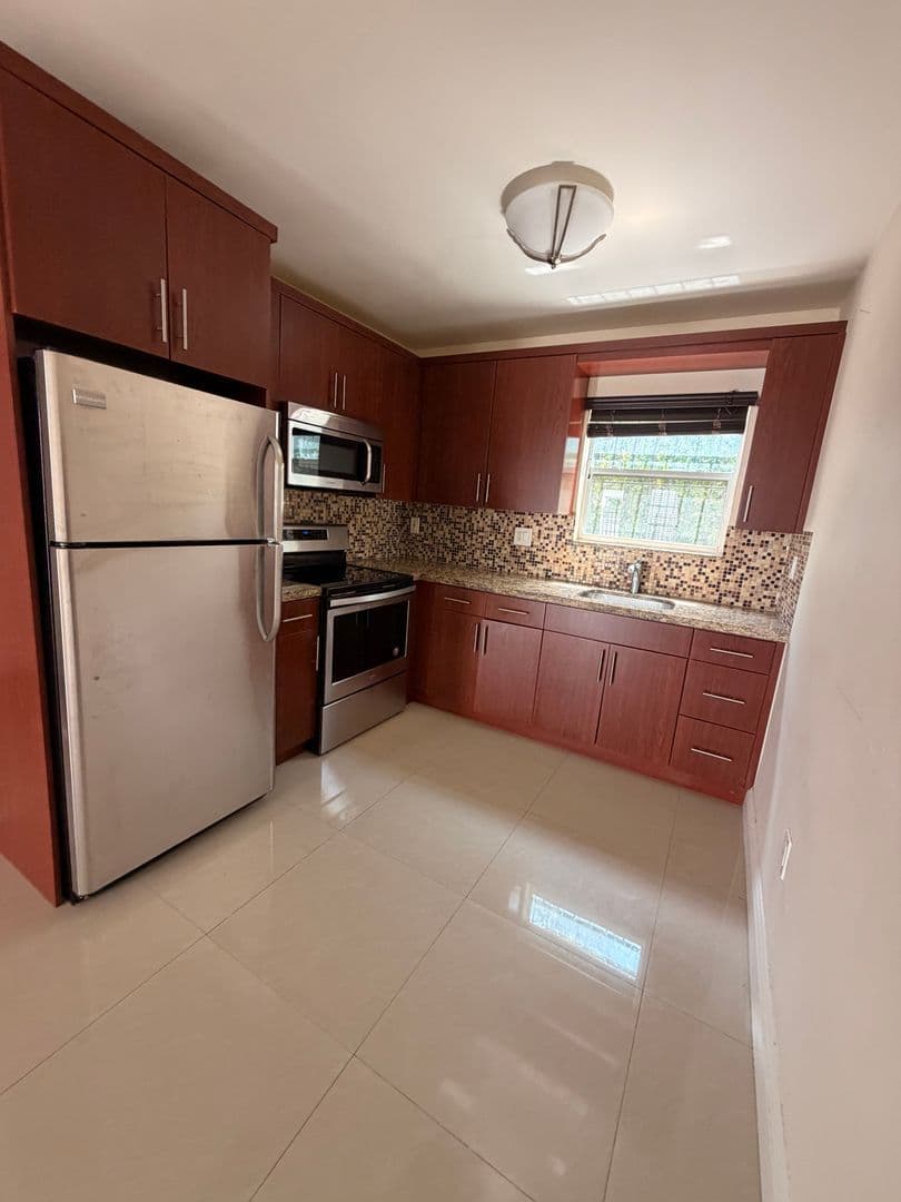 Miami Apartment: 1980 SW 6 St