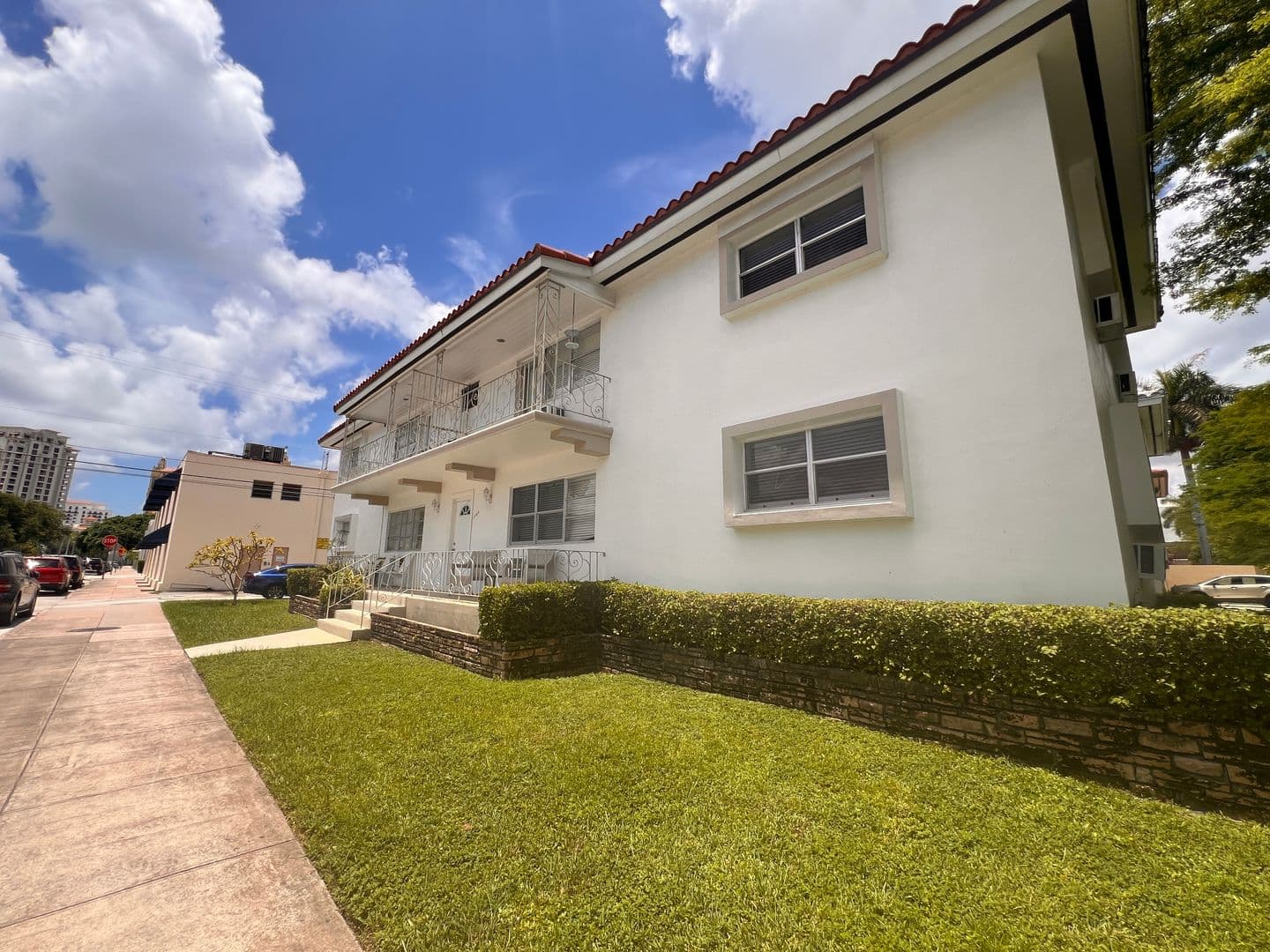 Coral Gables Apartment: 1700 Galiano St
