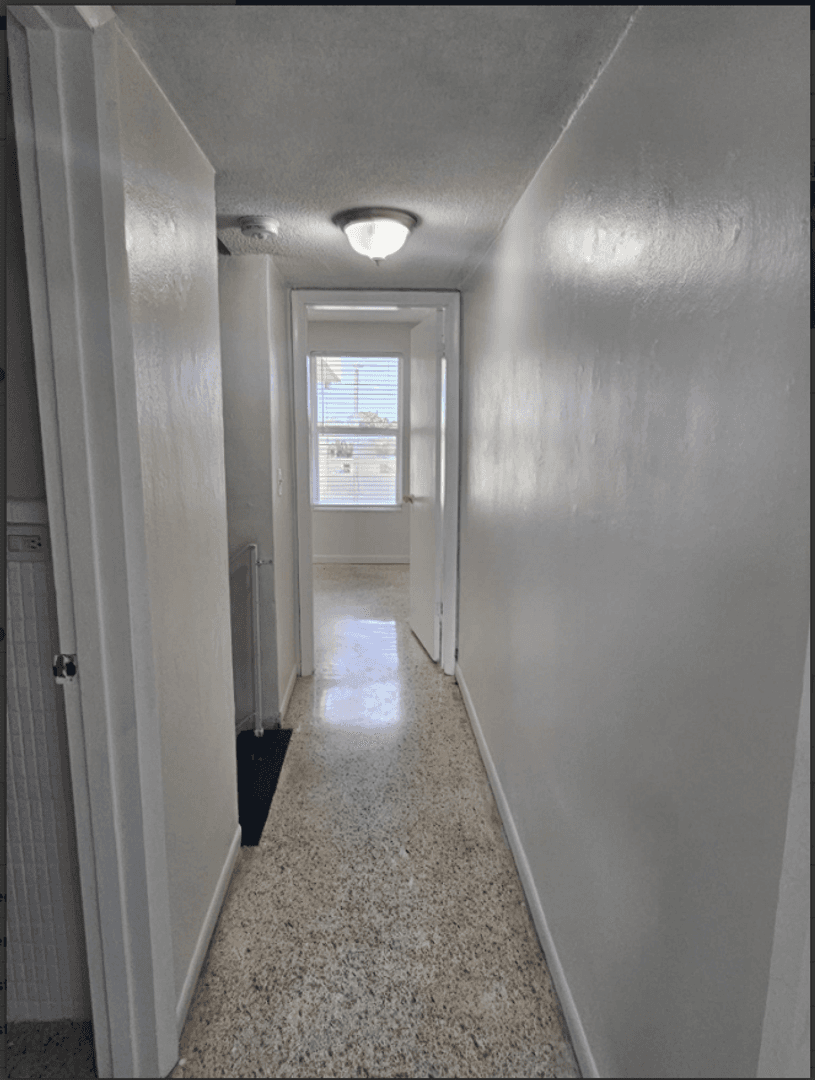 Miami Apartment: 2999 W. Flagler St.