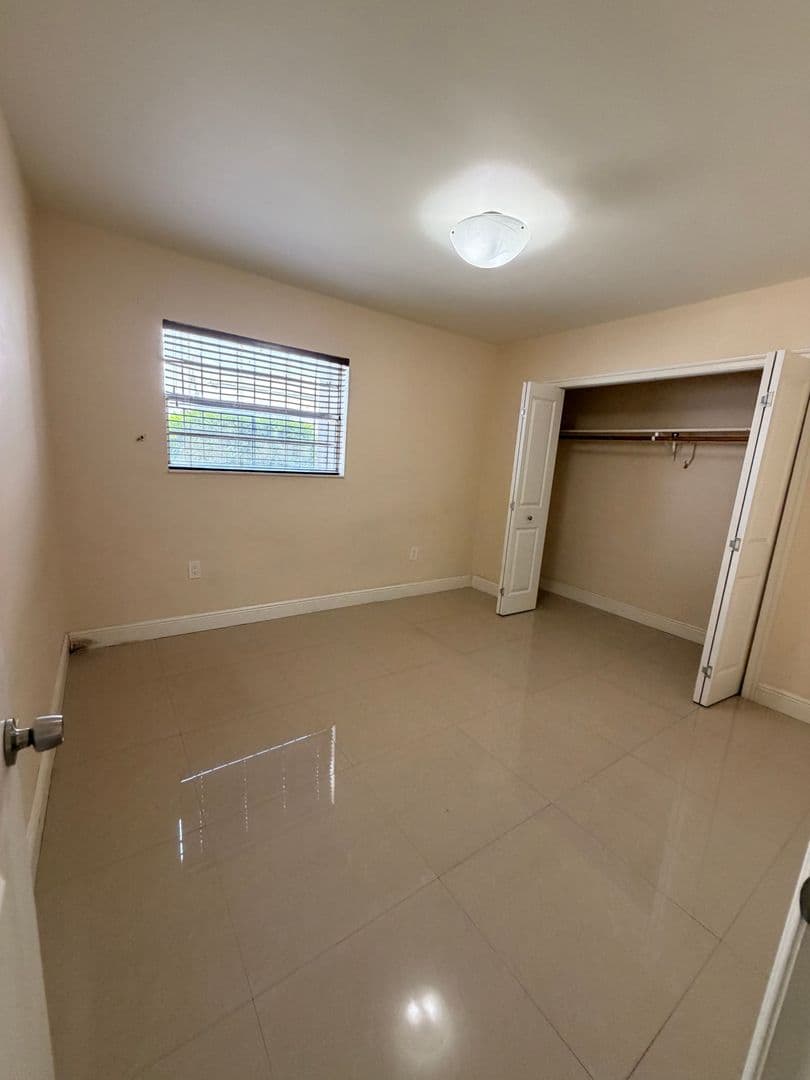 Miami Apartment: 1980 SW 6 St