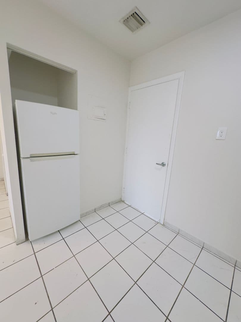 Miami Apartment: 3010 West Flagler Street