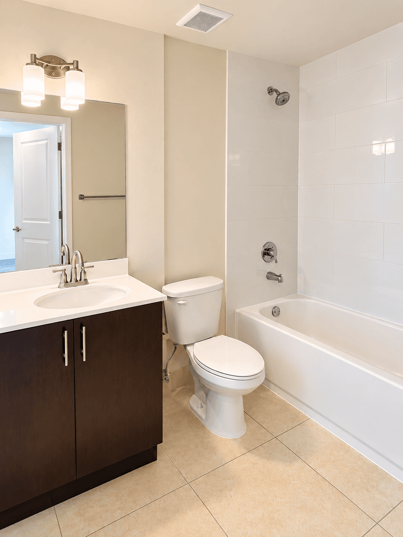 Miami Apartment: 401 SW 17th Ave