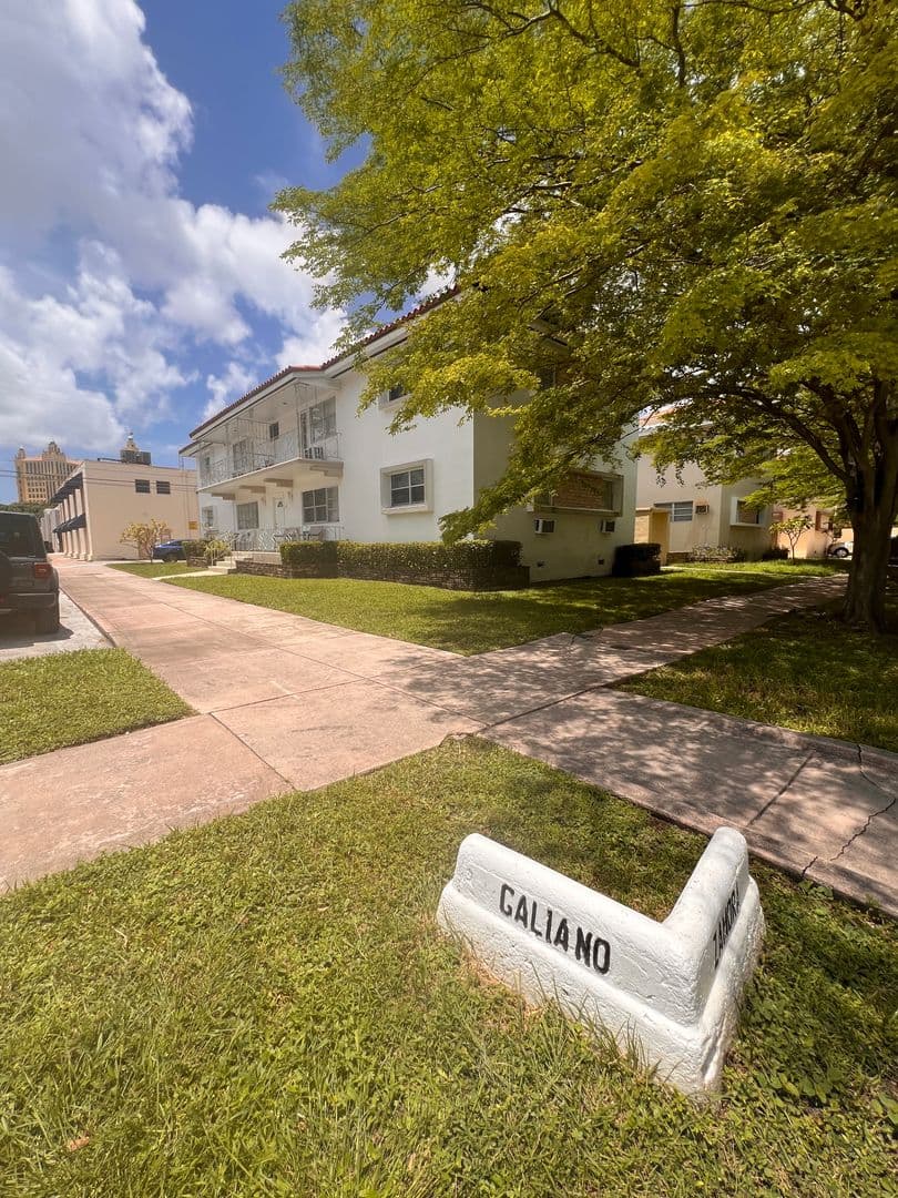 Coral Gables Apartment: 1700 Galiano St