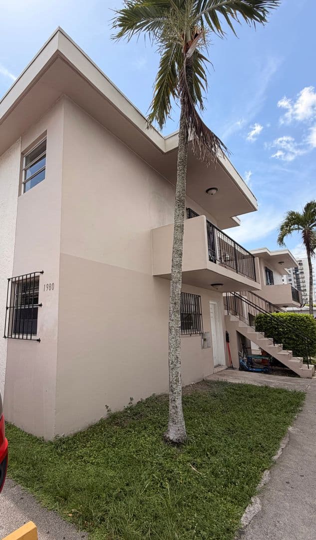 Miami Apartment: 1980 SW 6 St