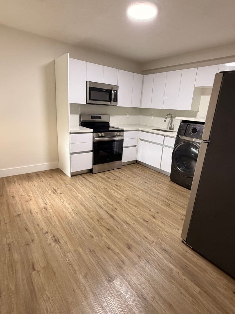 Miami Apartment: 2999 W. Flagler St.