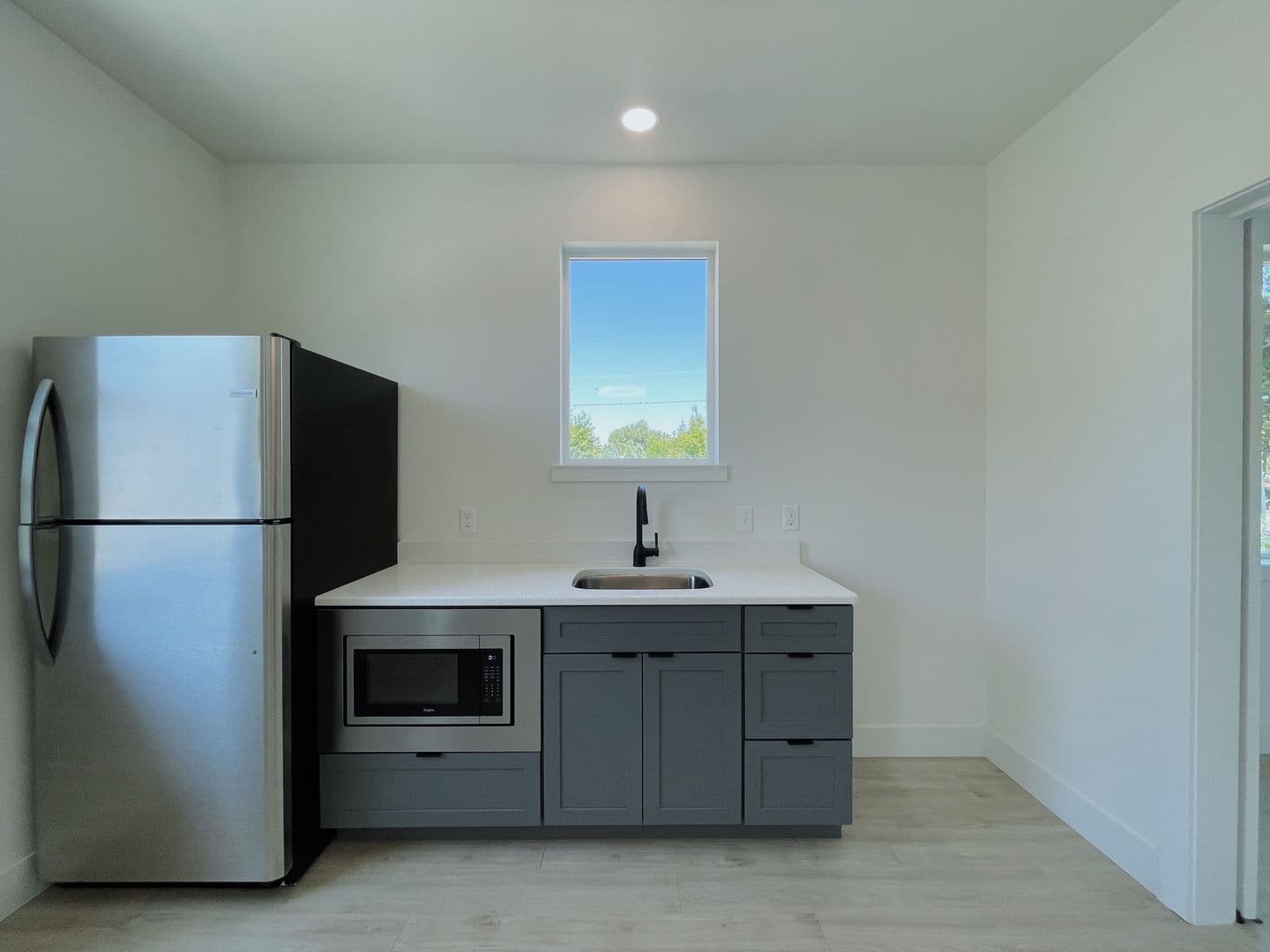 Moscow Apartment: 1897 East F Street