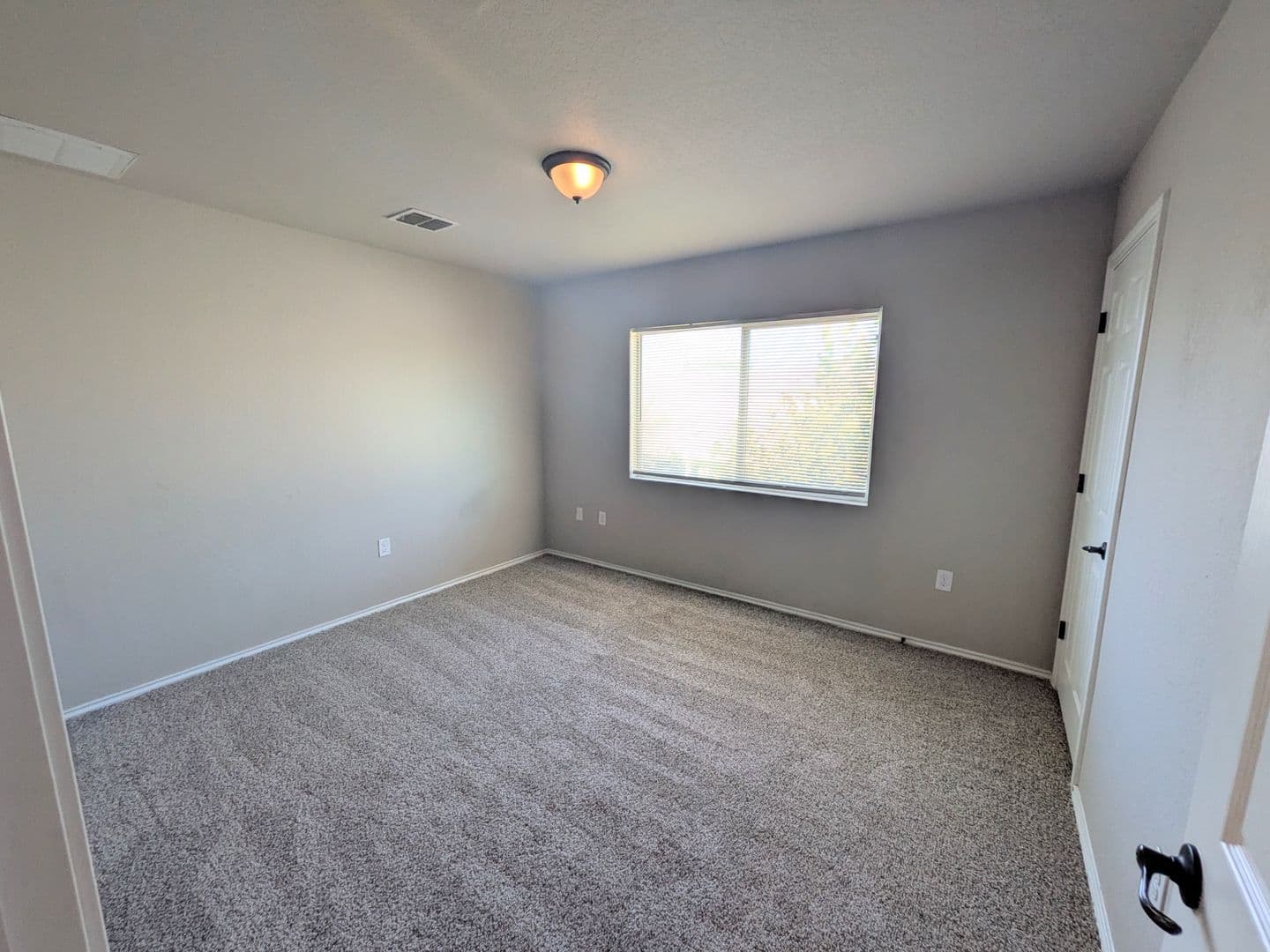 San Antonio Townhome: 5826 Grandwood Dr