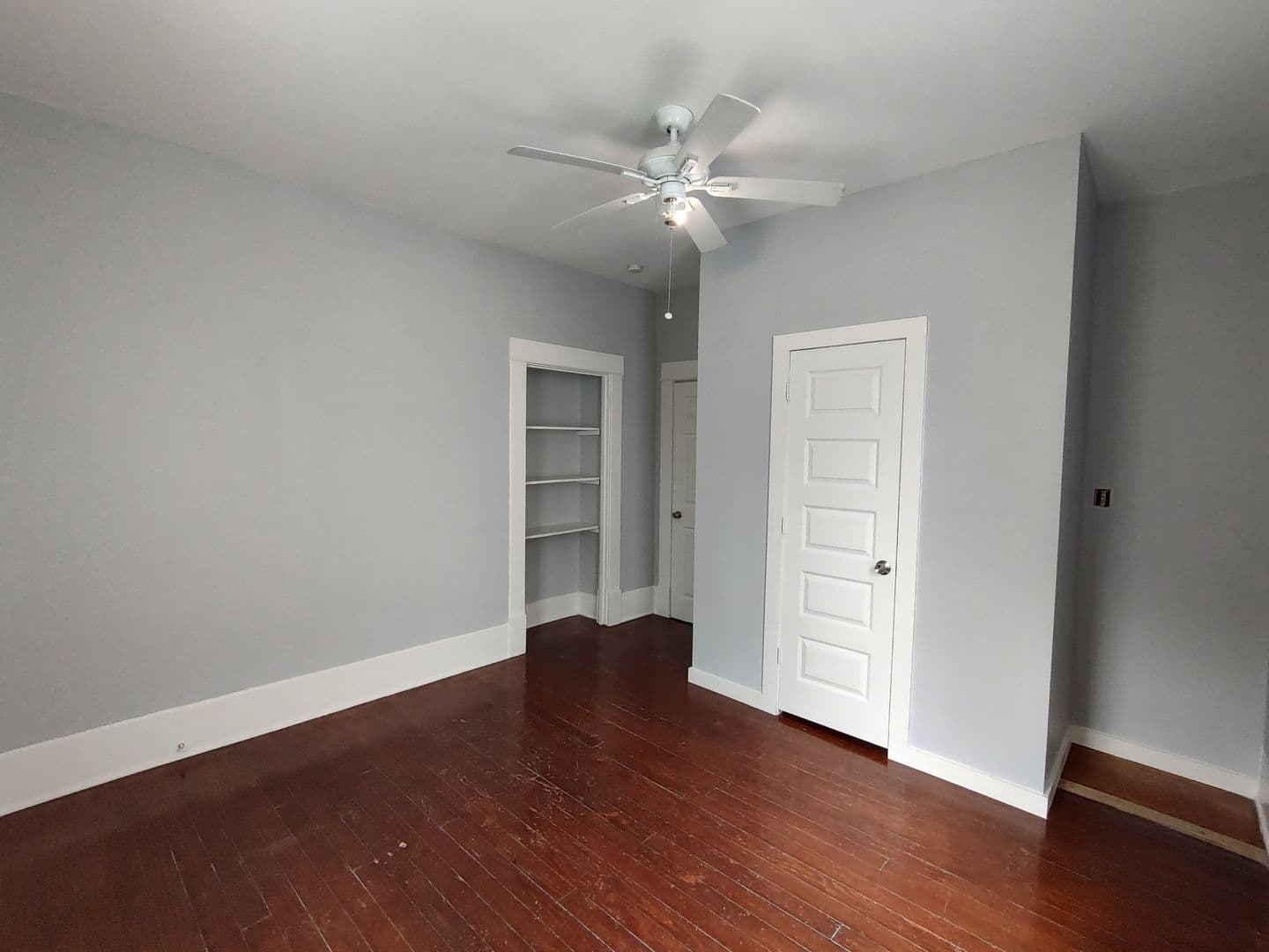 San Antonio House: 826 W Russell Pl