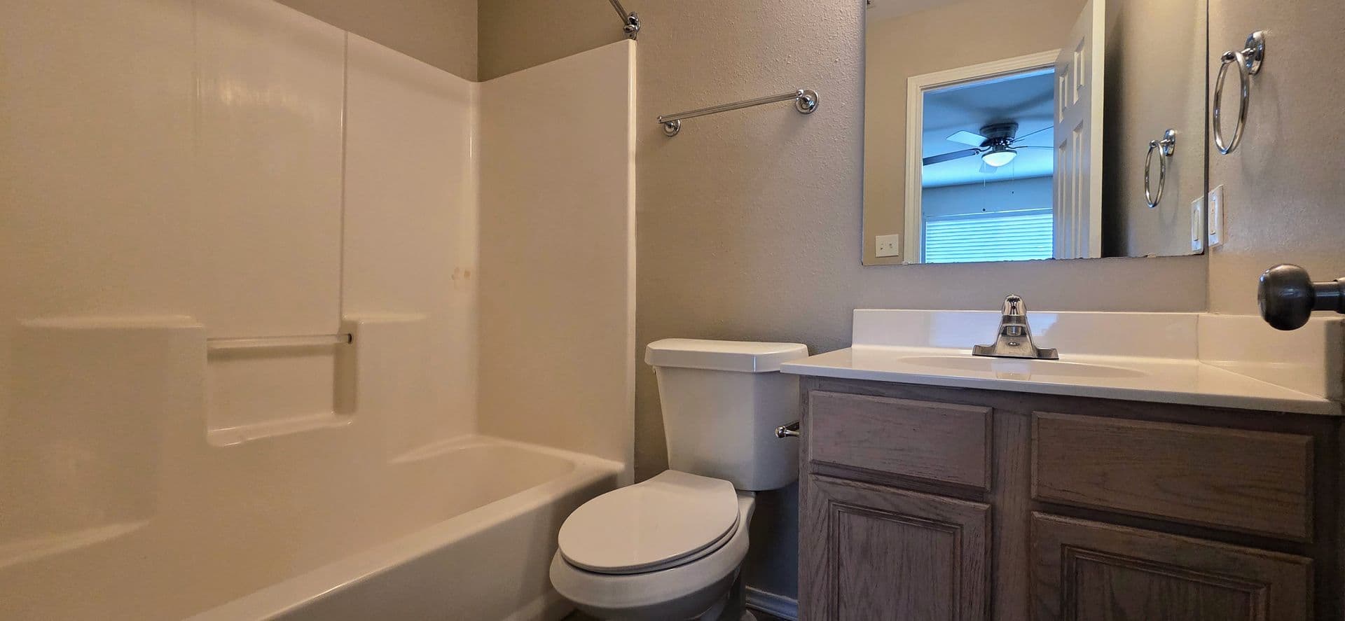 New Braunfels House: 523 Clearfield