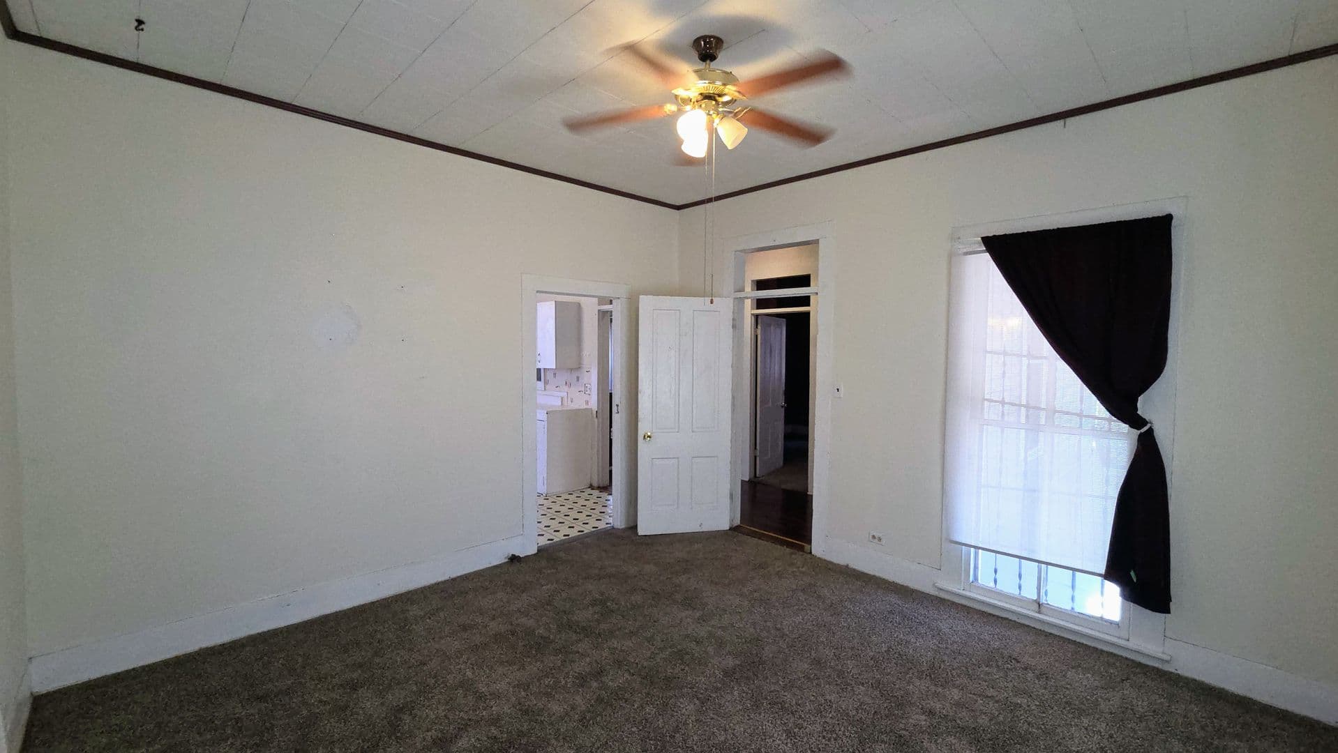 San Antonio House: 803 Montana