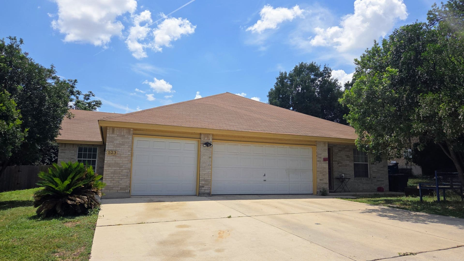 New Braunfels House: 523 Clearfield