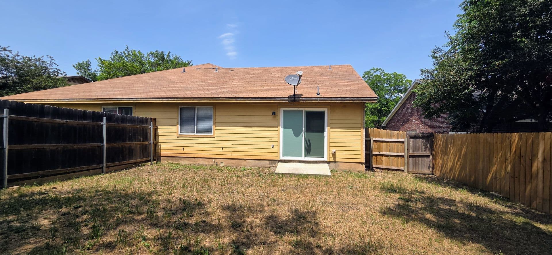 New Braunfels House: 523 Clearfield