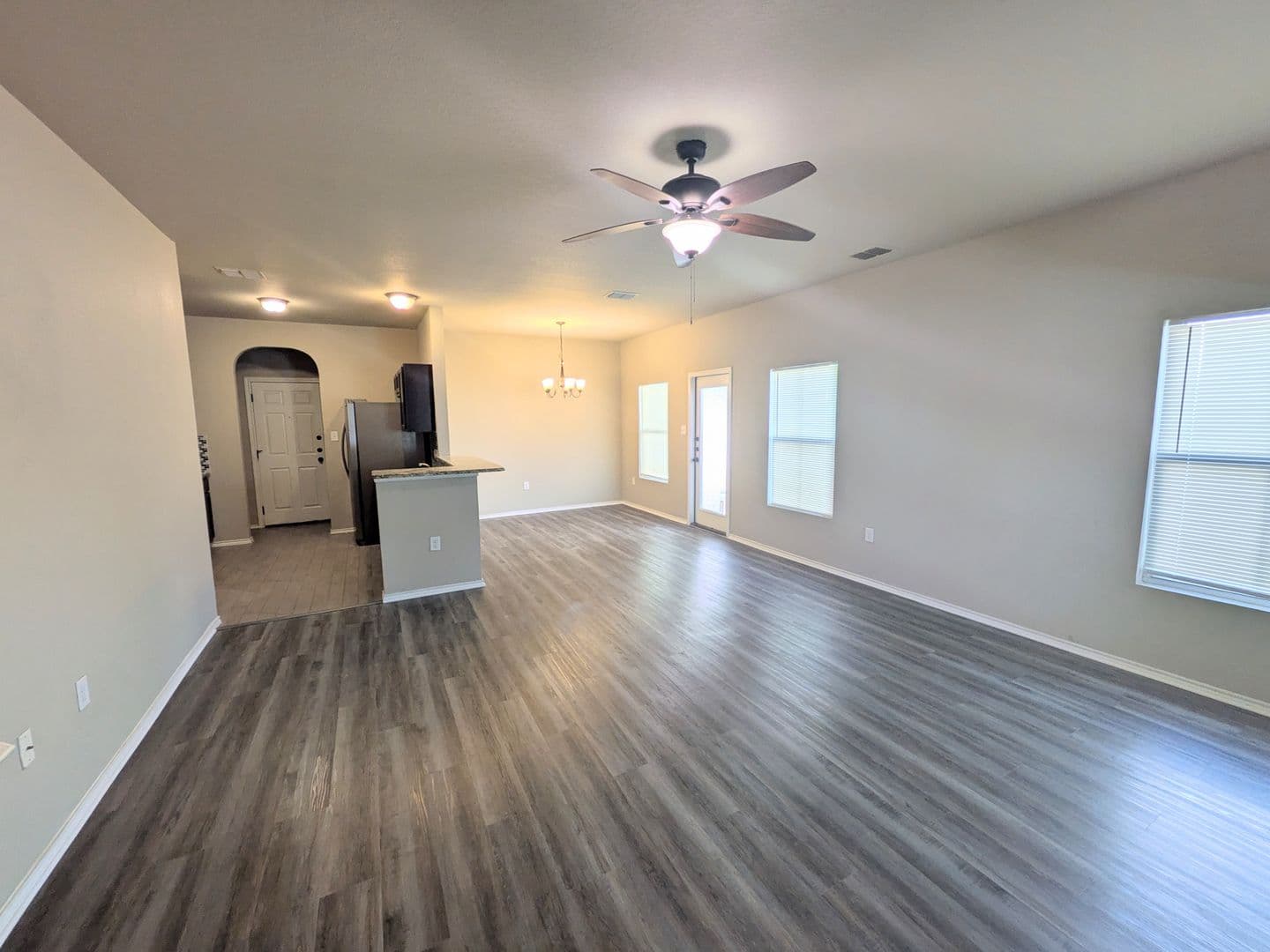 San Antonio Townhome: 5826 Grandwood Dr