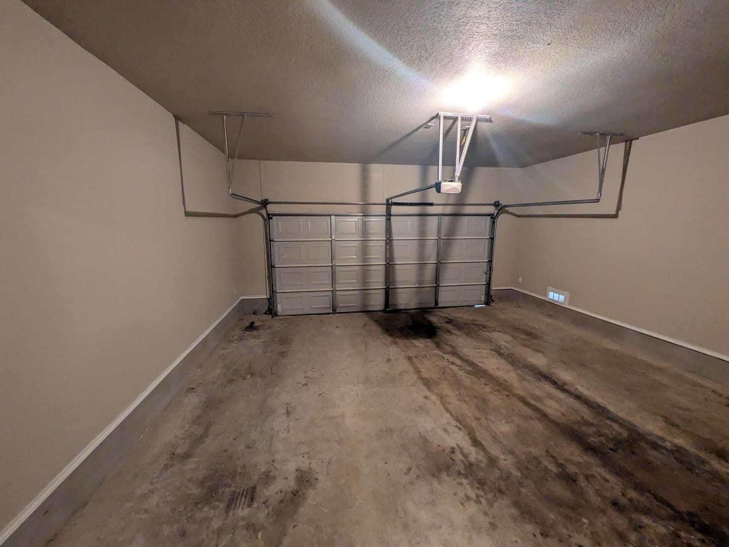 San Antonio Townhome: 5826 Grandwood Dr