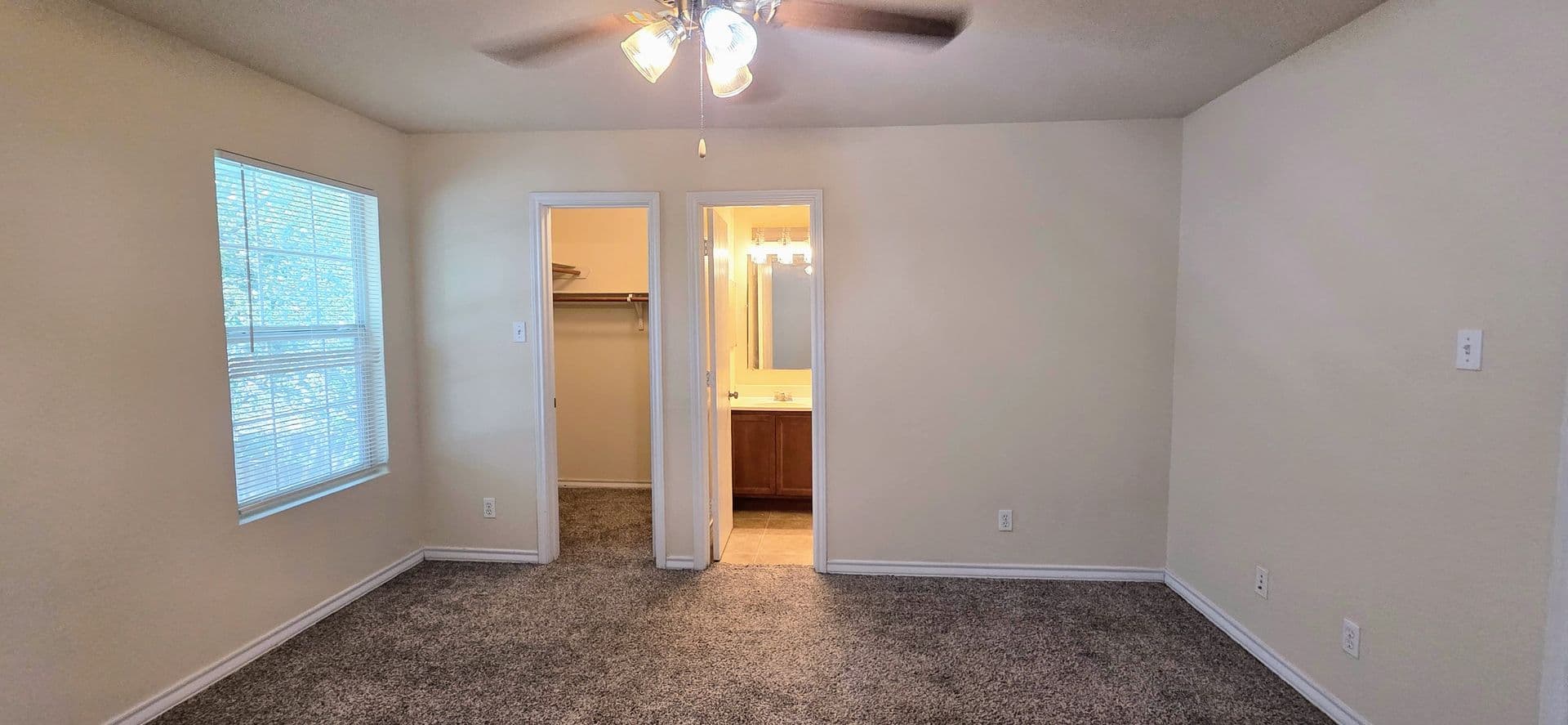 San Antonio Townhome: 5006 Summit Pass #3