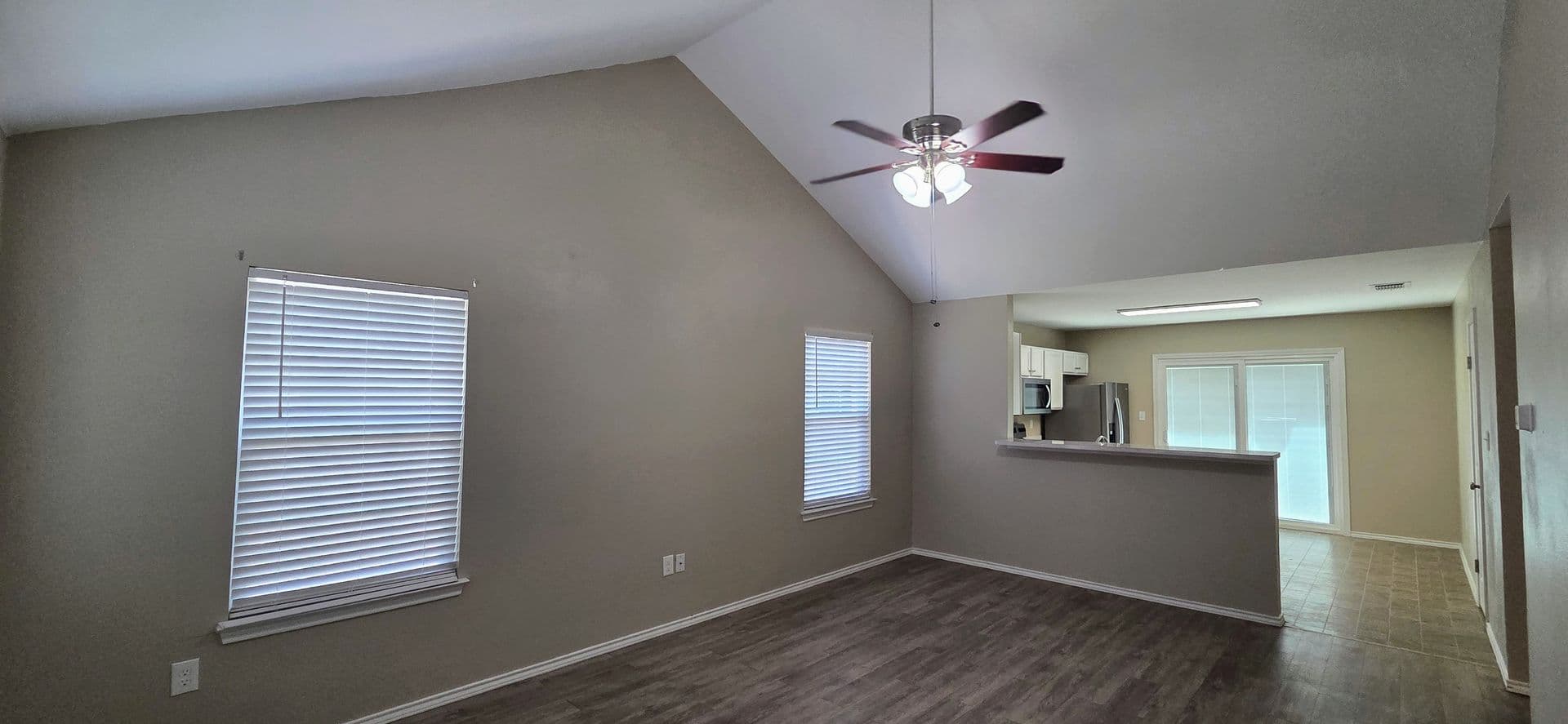 New Braunfels House: 523 Clearfield