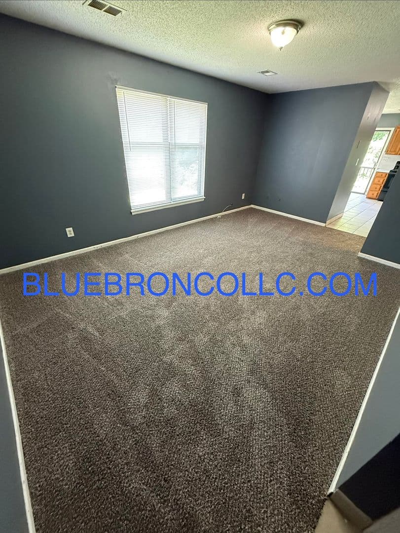 Raymore Townhome: 206 Sky Vue Dr. - C
