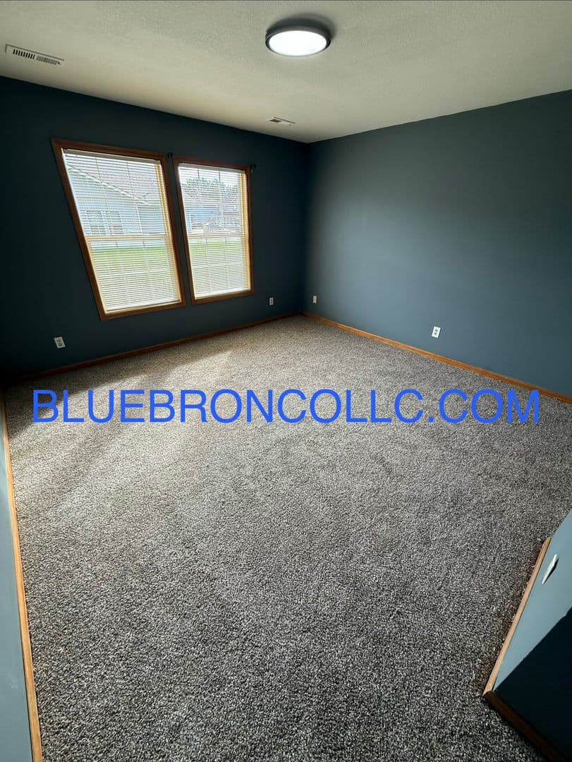 Peculiar Multiplex: 714 Meadow Ln