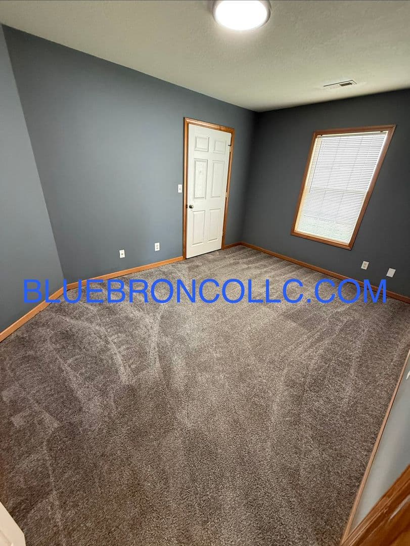 Peculiar Multiplex: 714 Meadow Ln
