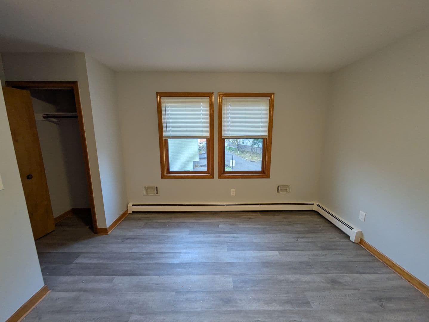 West Haven Apartment: 998-1006 Campbell Ave