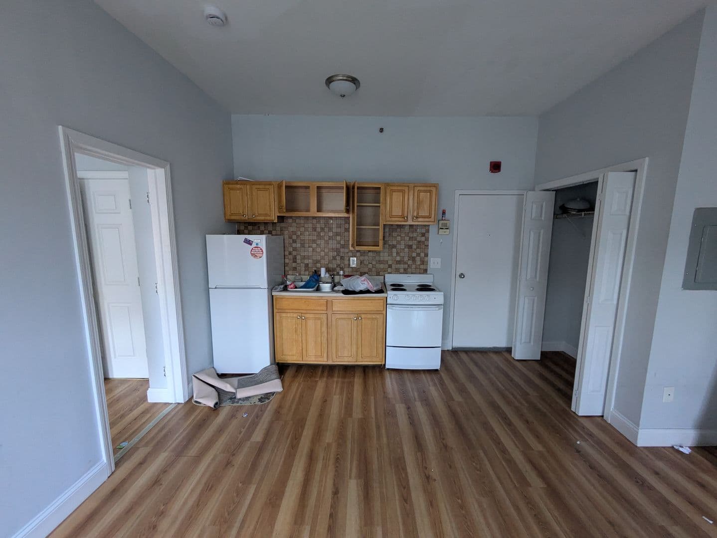 Ansonia Apartment: 36-88 Main St