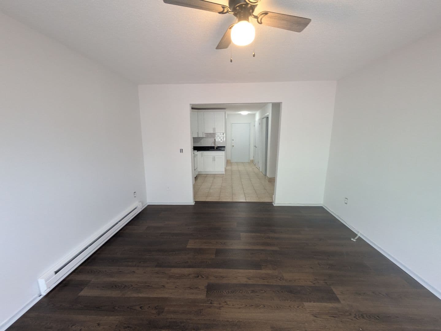 Norwalk Apartment: 289 Main Ave