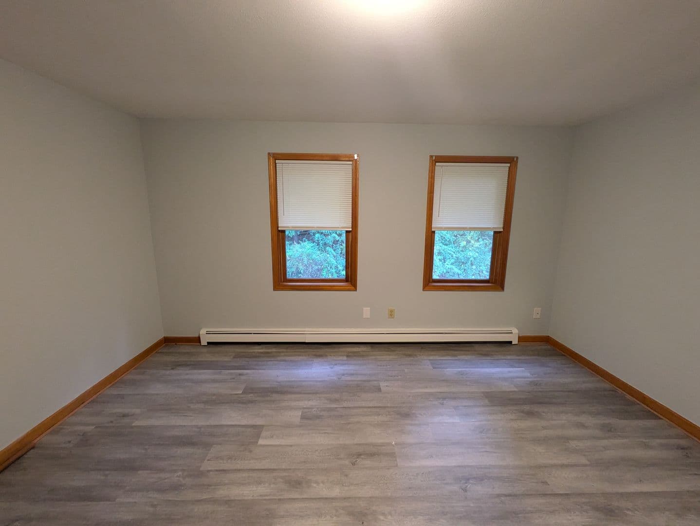West Haven Apartment: 998-1006 Campbell Ave