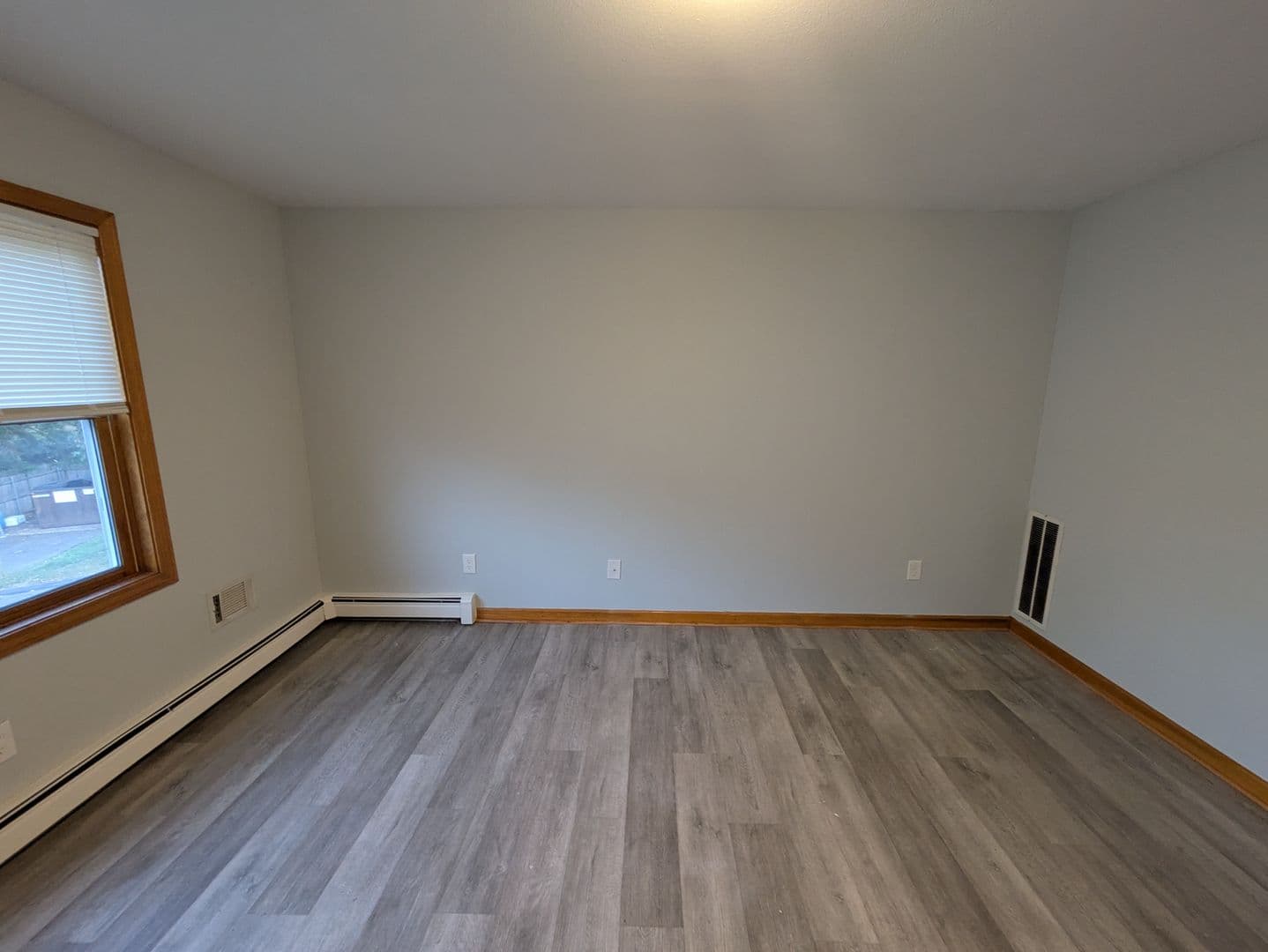 West Haven Apartment: 998-1006 Campbell Ave