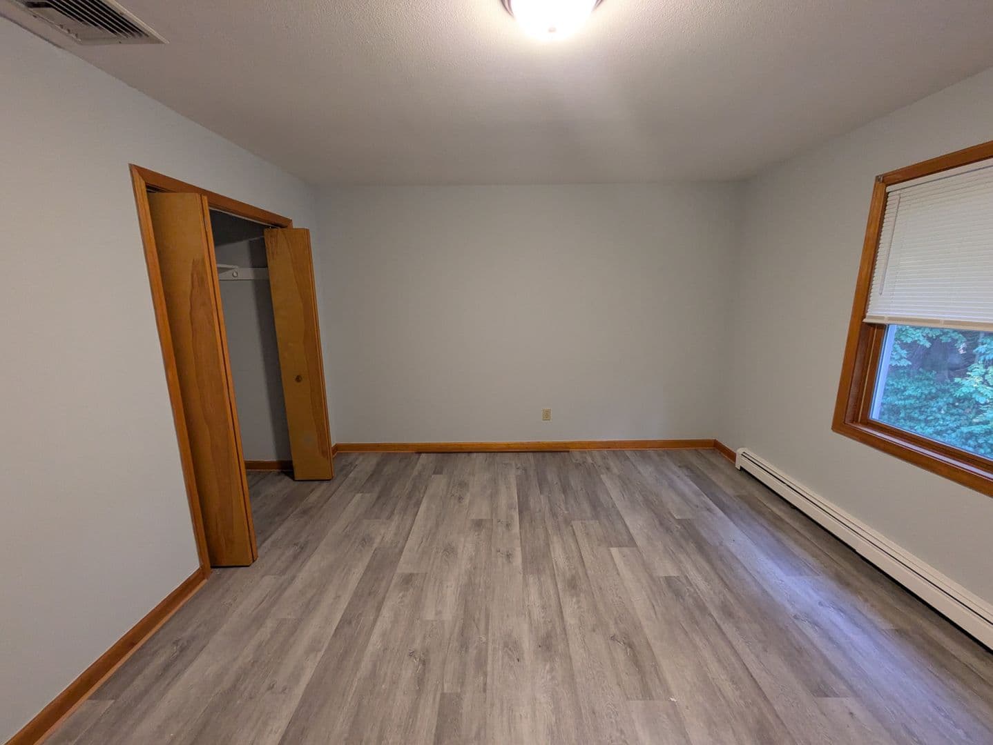 West Haven Apartment: 998-1006 Campbell Ave