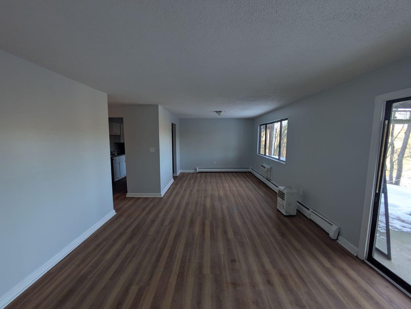 Beacon Falls Apartment: 40 Noe Place