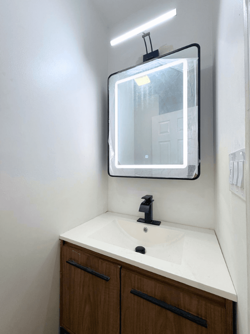 Chicago Apartment: Indiana Ave 4852-58 118-124