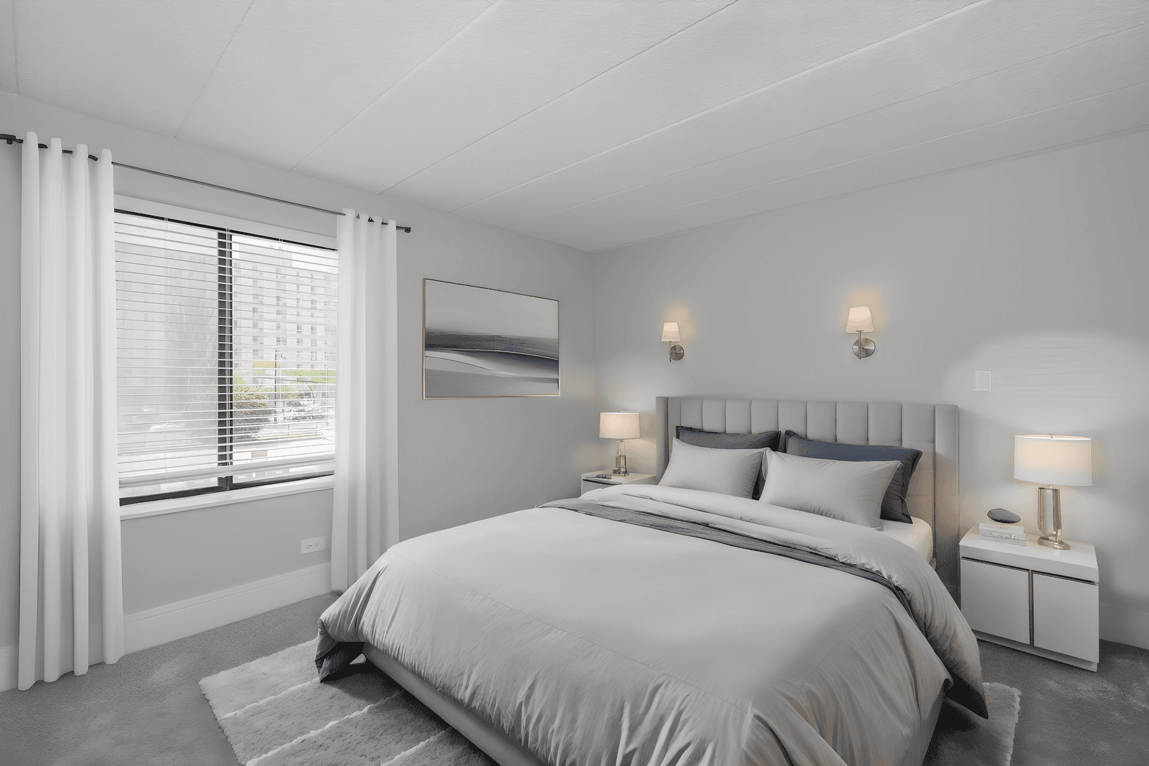 Chicago Apartment: 606 - 637 E Woodland Park Ave