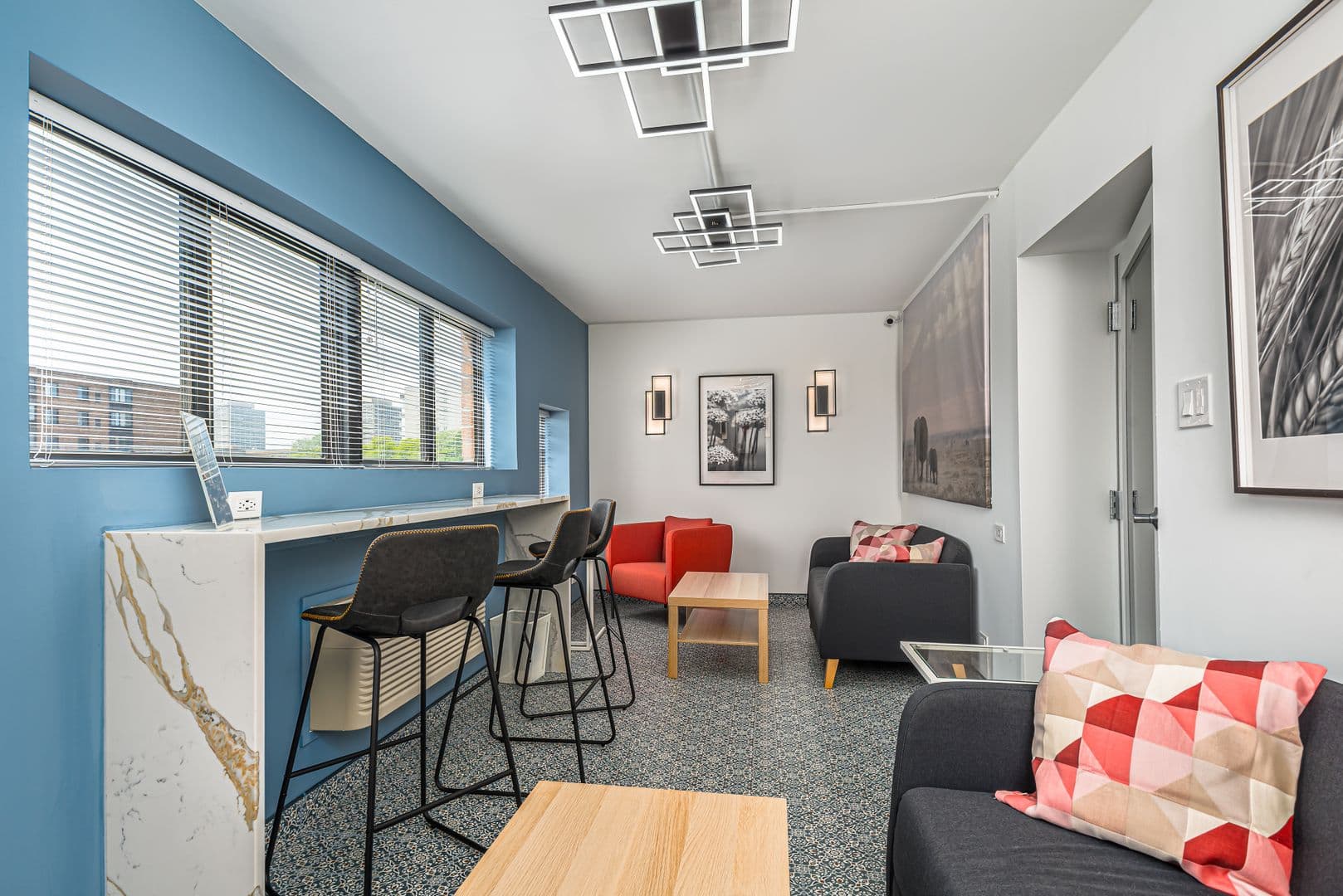 Chicago Apartment: 3423 S. Cottage Grove Ave.