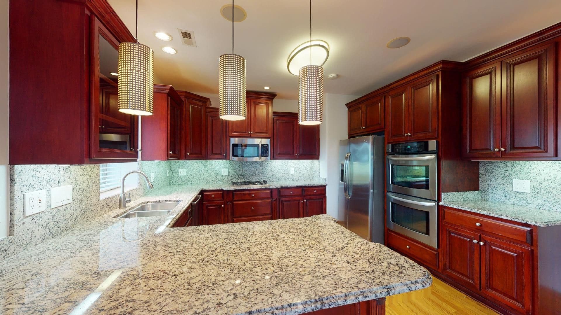 Chicago Apartment: 4954-58 S King Drive