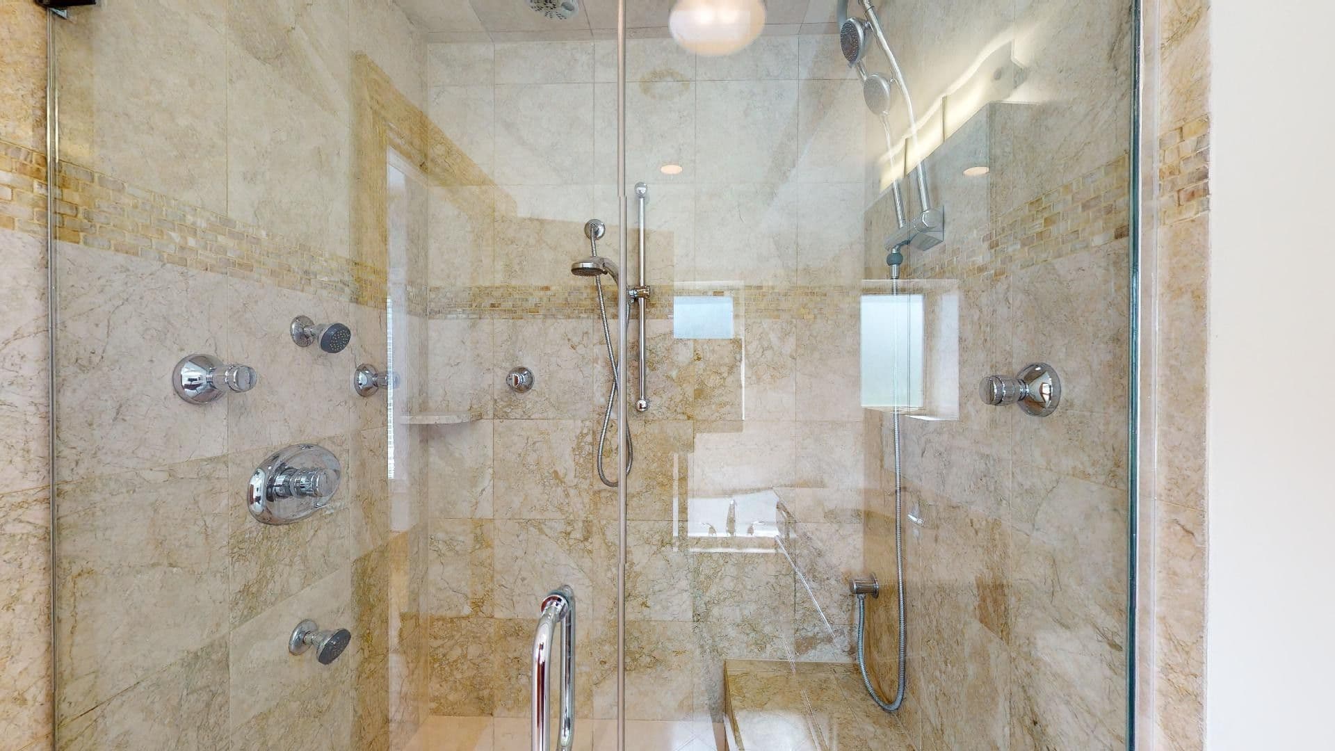 Chicago Apartment: 4954-58 S King Drive