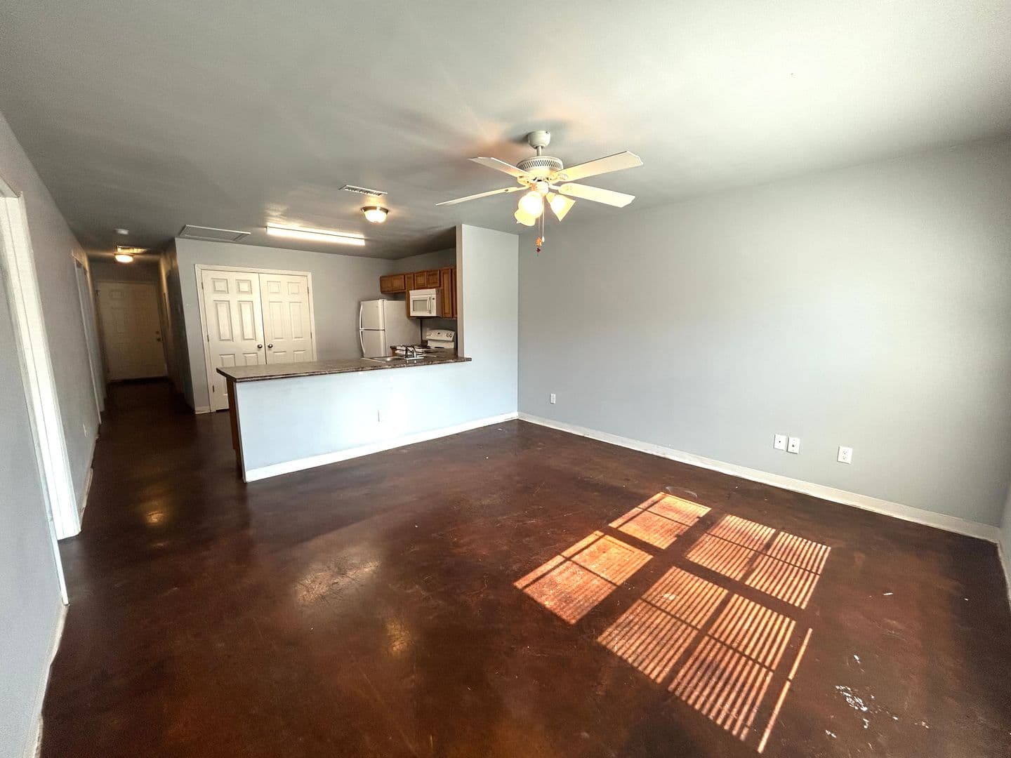 Decatur Apartment: 525 Pool Street