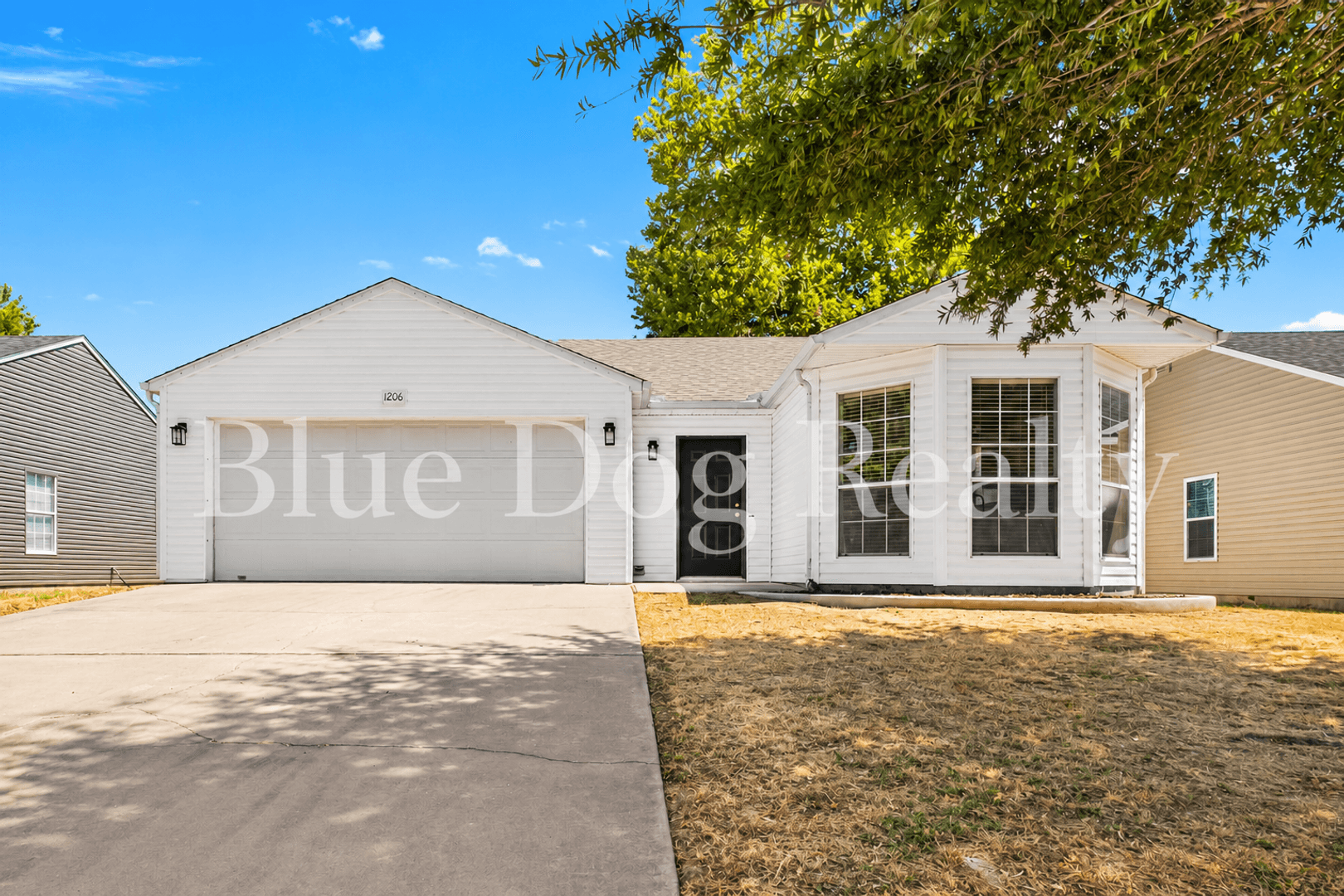 Bentonville House: 1206 Cresent Street