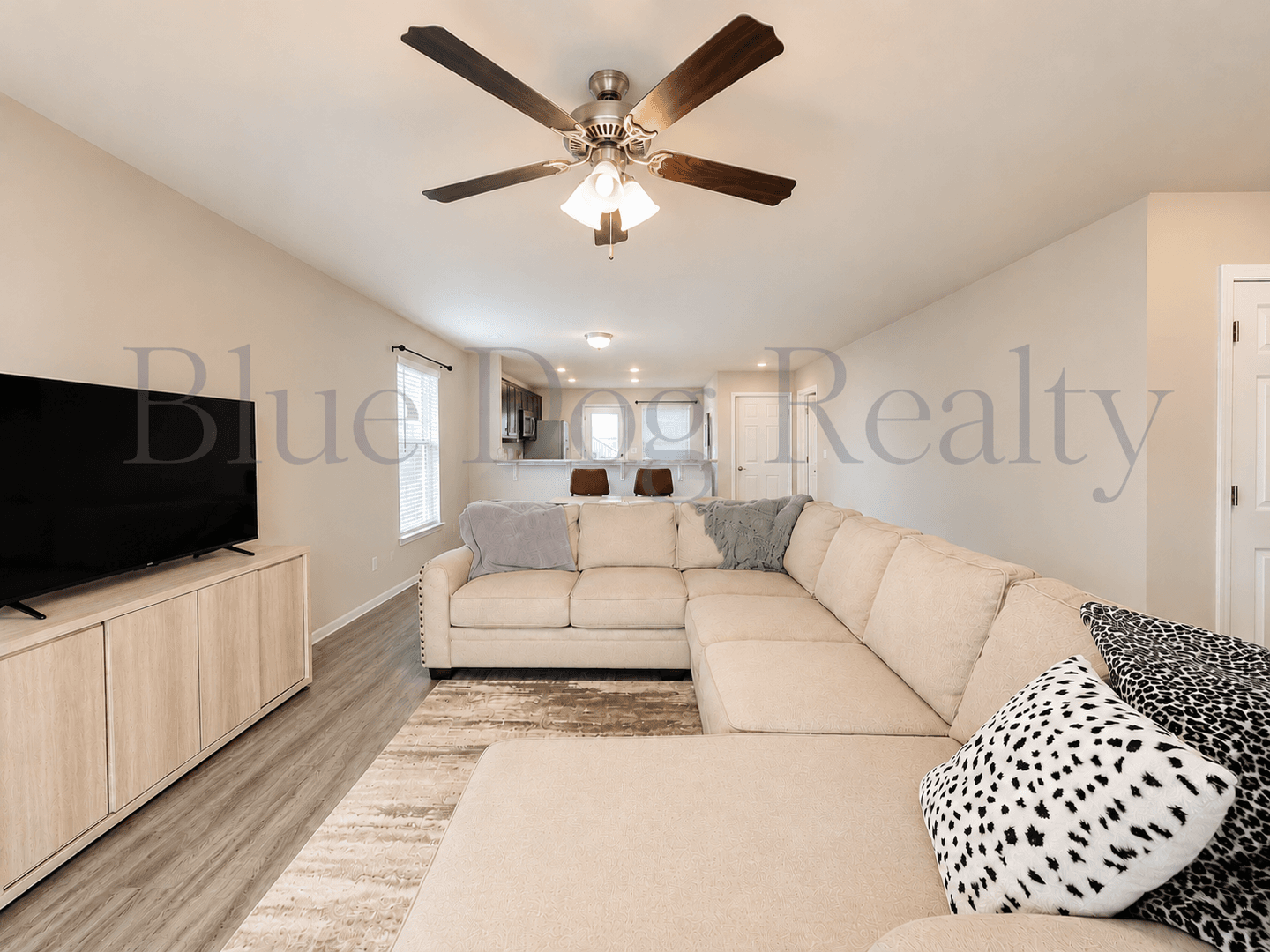 Fayetteville House: 1324 S Morningside Drive
