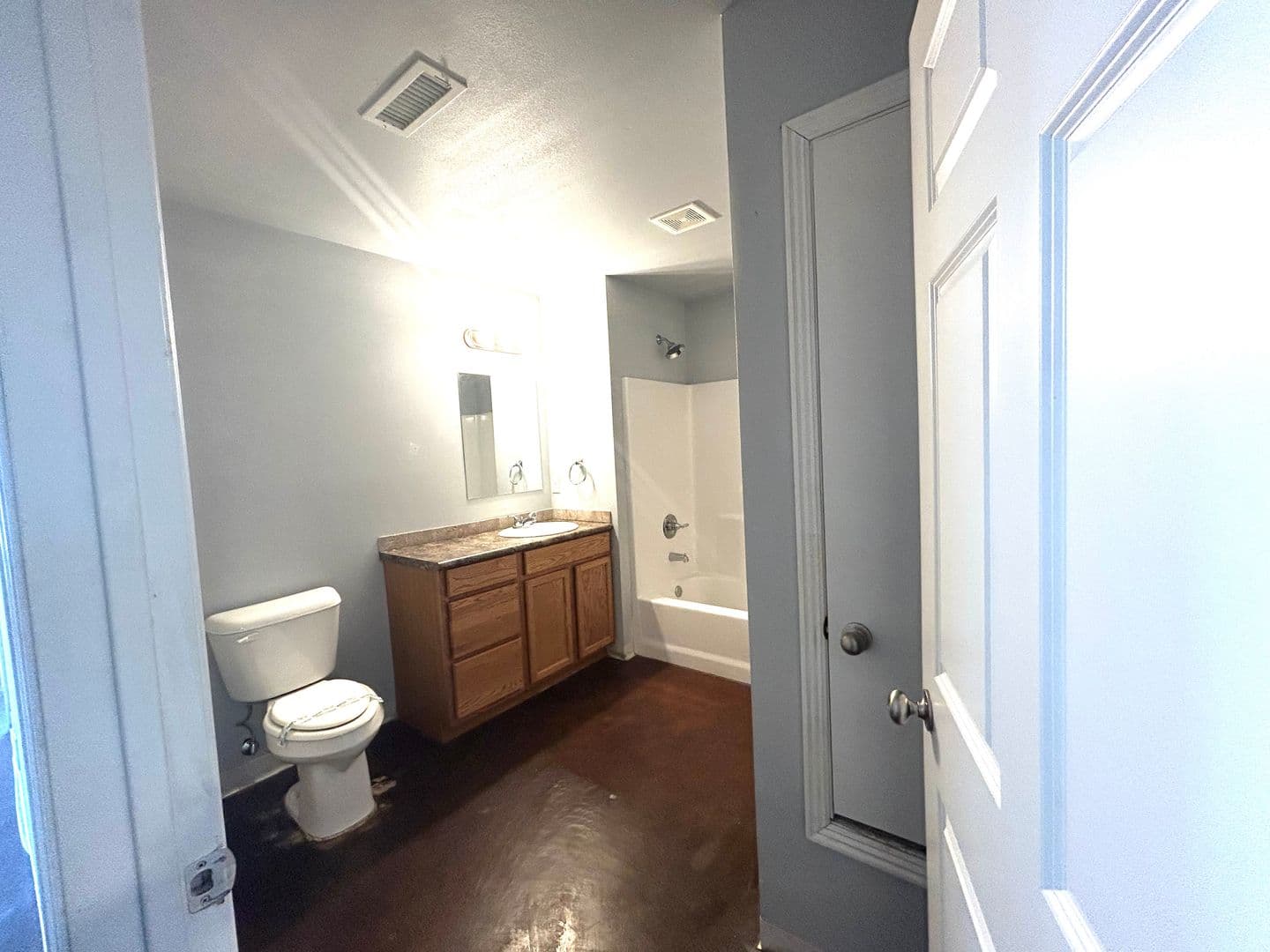 Decatur Apartment: 525 Pool Street
