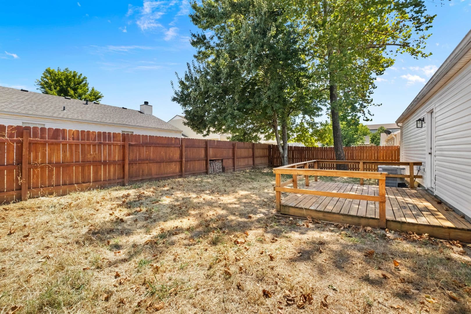 Bentonville House: 1206 Cresent Street