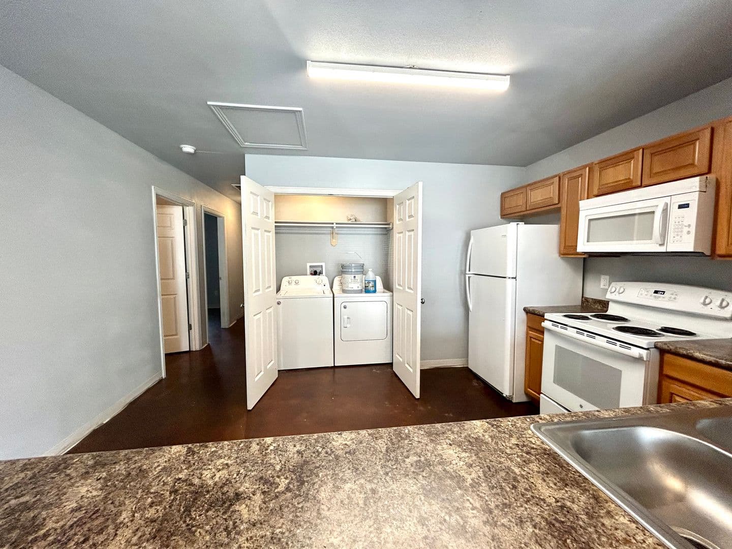 Decatur Apartment: 525 Pool Street