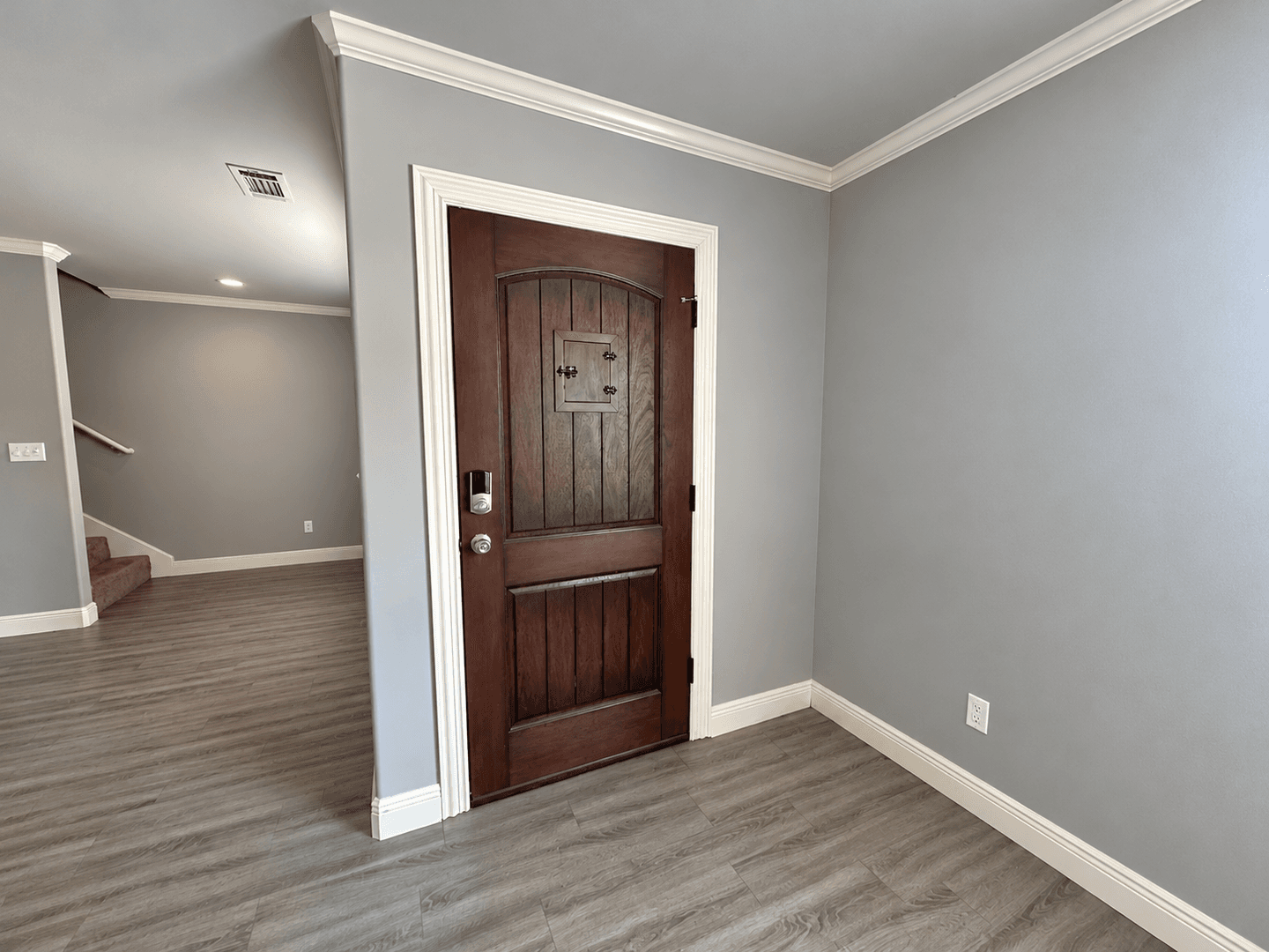 Fayetteville House: 1349 N Corsica Drive