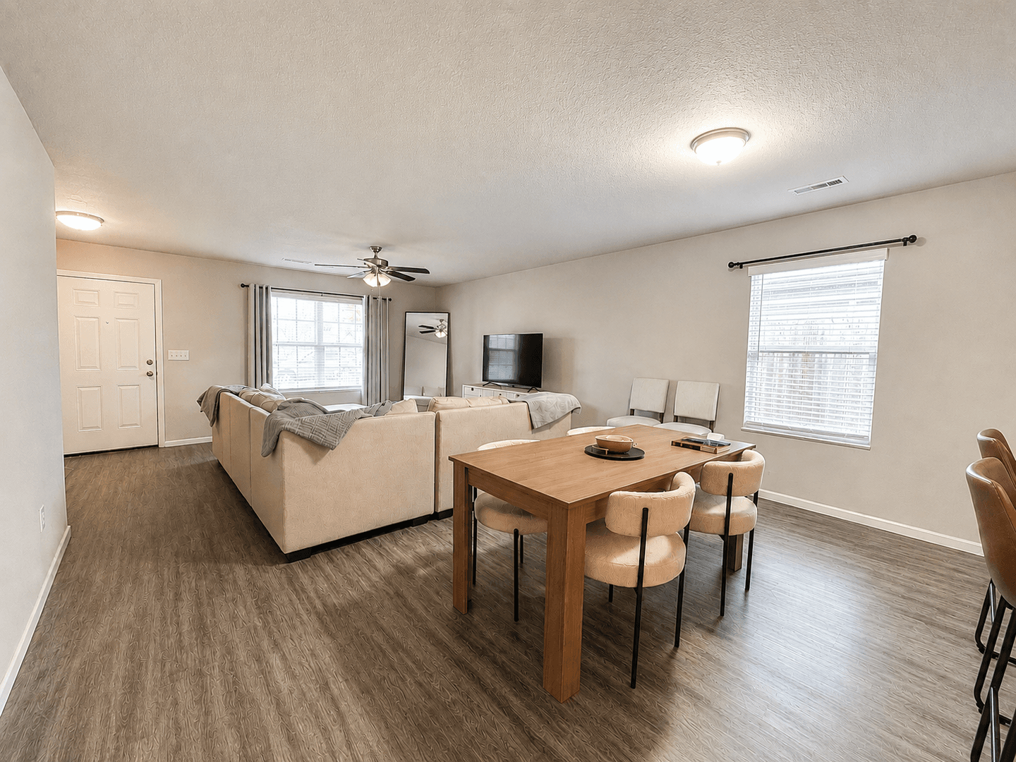 Fayetteville House: 1324 S Morningside Drive