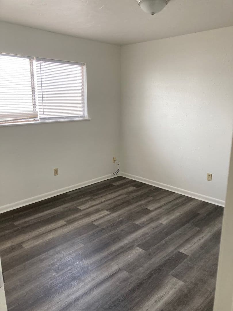 Springdale Apartment: 2100 Carlton Street