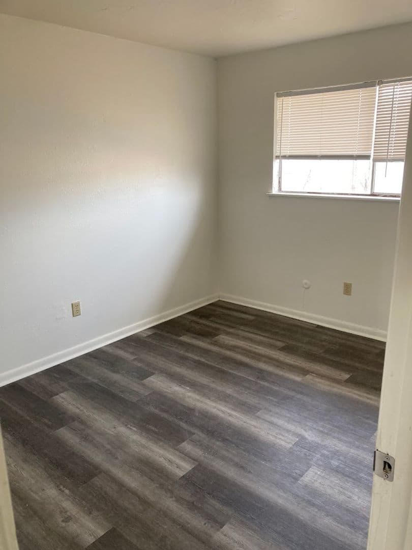 Springdale Apartment: 2100 Carlton Street
