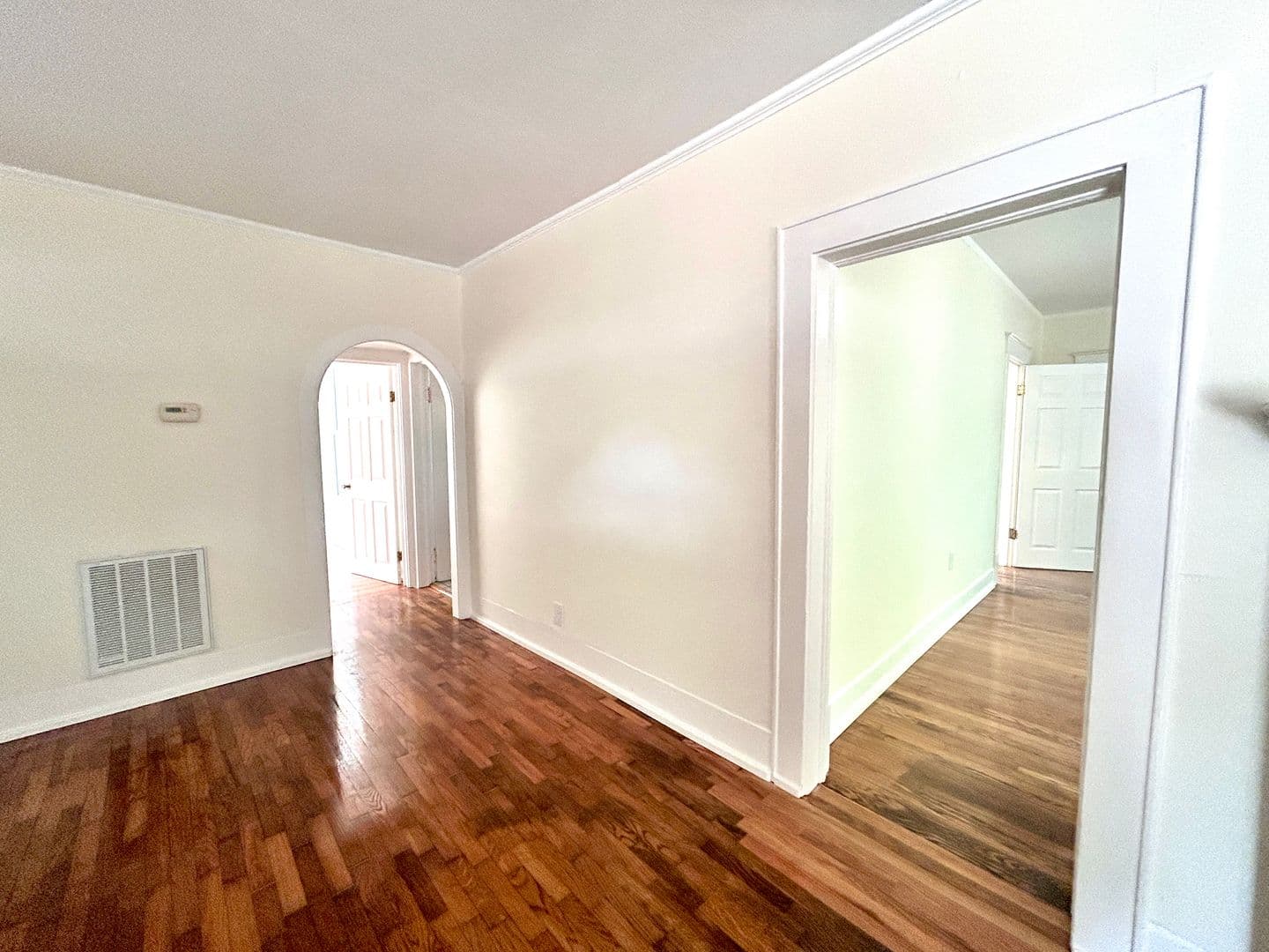 Fayetteville House: 1548 E Mission Blvd.