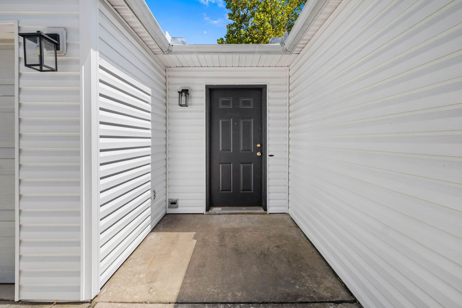 Bentonville House: 1206 Crescent Street